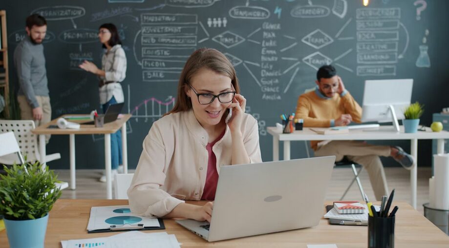 employee making a call